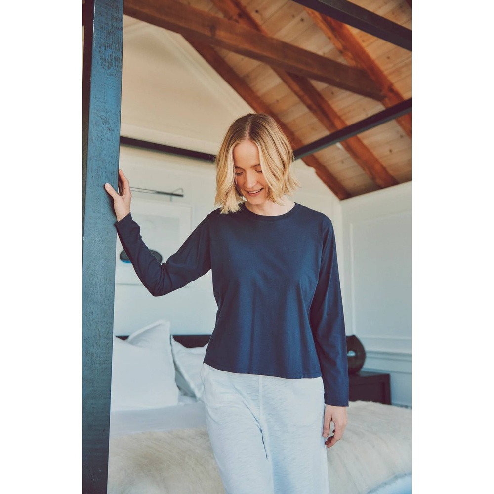 Leallo Chloe Distressed Long Sleeve Tee Minimalist Relaxed Fit Navy Medium